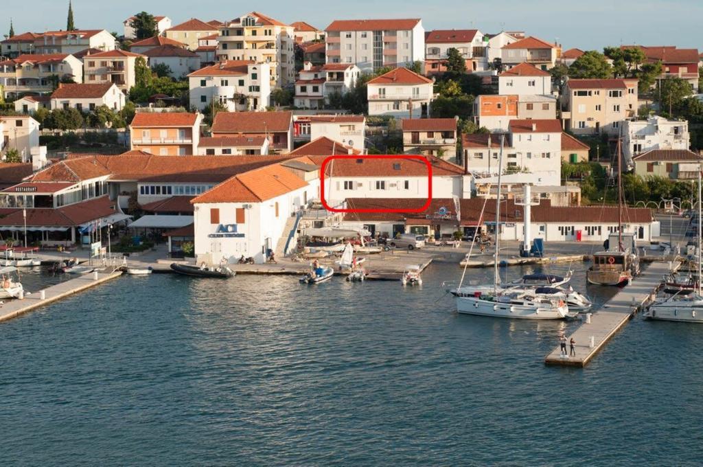 Hostel Marina